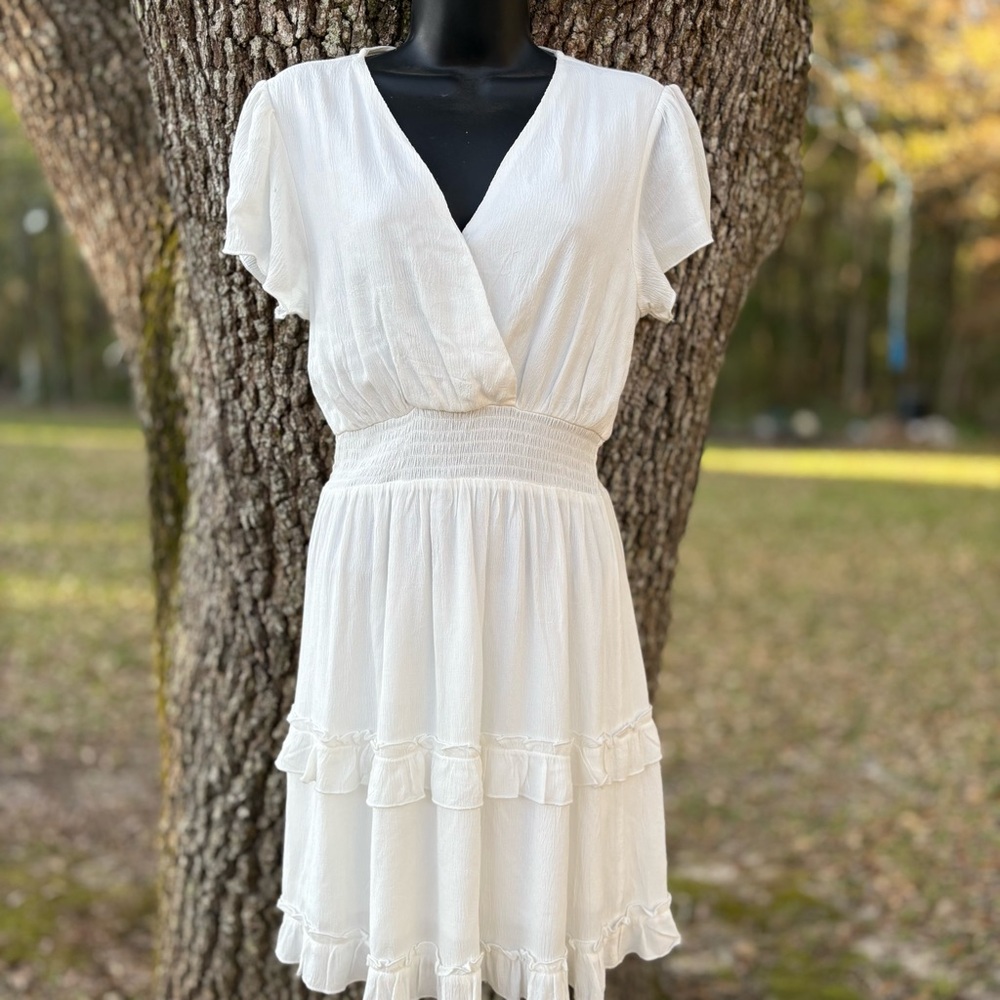 ALTAR'D STATE WHITE FLUTTER SLEEVE SMOCKED WAIST SURPLUS CREPEY DRESS SMALL GUC